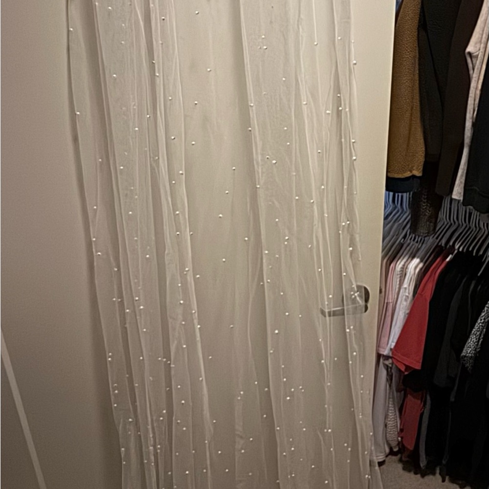 Ivory Pearl Veil